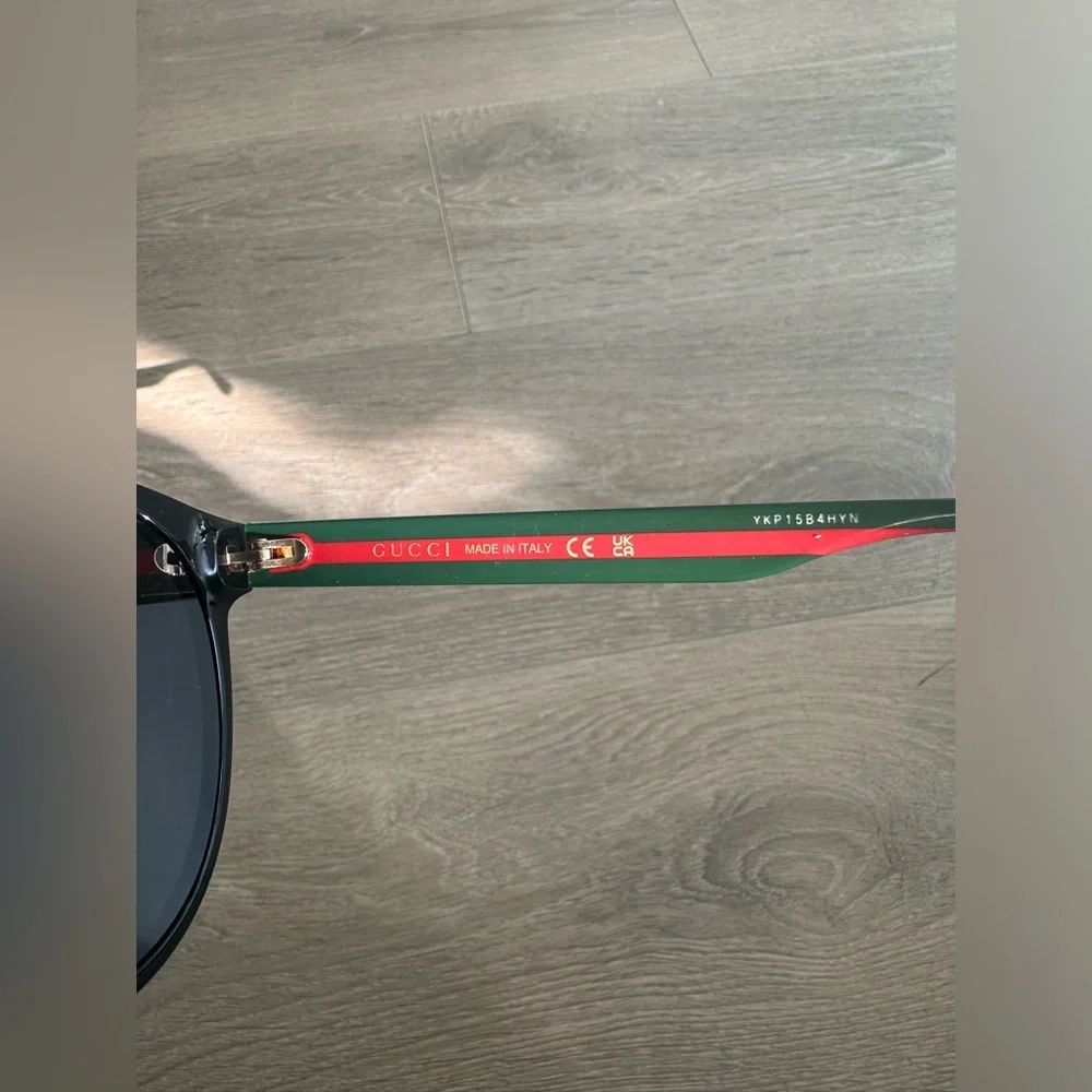 Gucci Round-frame Sunglasses - Picture 6 of 7